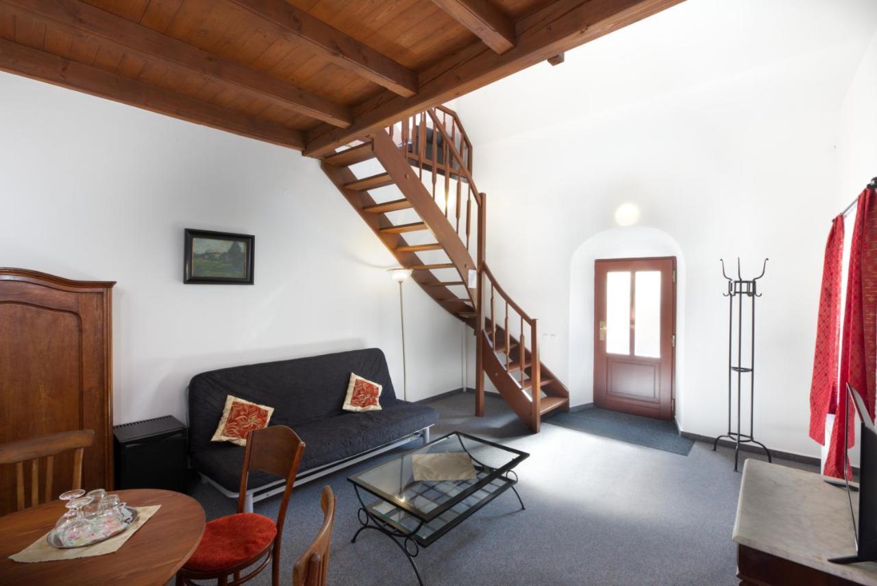 Penzion Na 15. Poledniku Hotel Jindrichuv Hradec Exterior photo